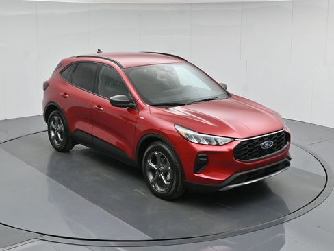 Used 2025 Ford Escape ST-Line w/ Equipment Group 301A image 41