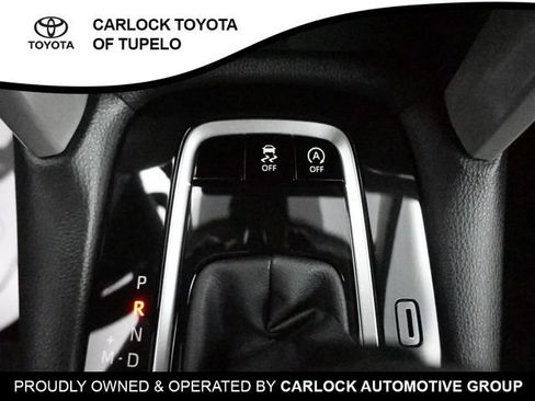 Used 2025 Toyota Corolla Cross XLE w/ Convenience Package AWD/4WD image 16
