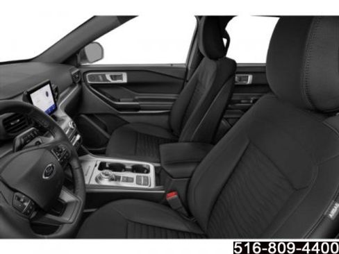 Used 2020 Ford Explorer XLT w/ Equipment Group 202A image 10