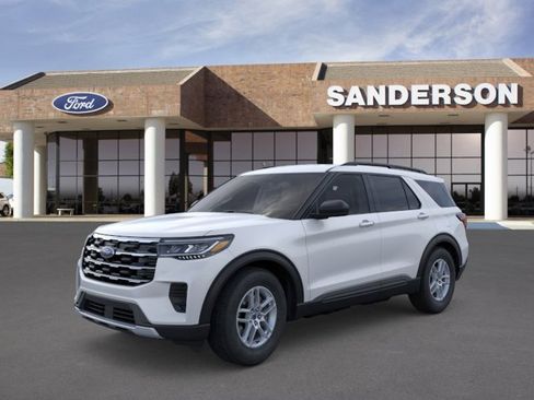 New 2026 Ford Explorer Active RWD image 2