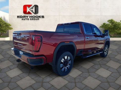 Used 2024 GMC Sierra 2500 Denali w/ Denali Reserve Package image 4