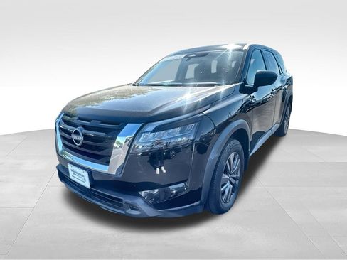 Certified 2023 Nissan Pathfinder S AWD/4WD image 4