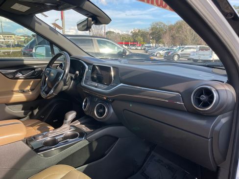 Used 2019 Chevrolet Blazer Premier w/ Driver Confidence II Package image 32