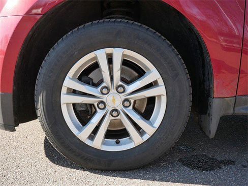 Used 2015 Chevrolet Equinox LT w/ Driver Convenience Package image 9