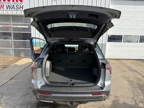 New 2026 Chevrolet Equinox ACTIV w/ Convenience Package III AWD/4WD image 25
