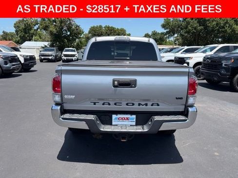 Used 2021 Toyota Tacoma TRD Off-Road AWD/4WD image 5