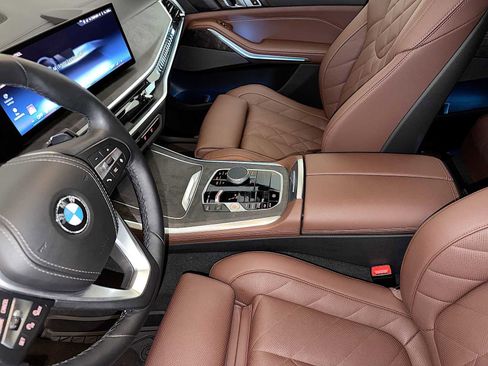 Certified 2024 BMW X5 xDrive40i w/ Premium Package AWD/4WD image 19