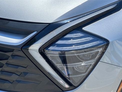 Used 2024 Kia Sportage LX image 48