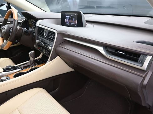 Used 2017 Lexus RX 350 FWD w/ Premium Package image 24