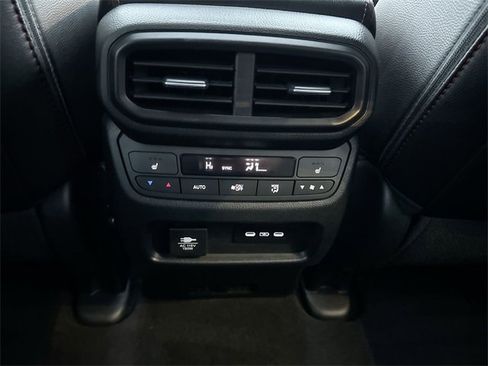 Certified 2024 Honda Passport Black Edition image 24