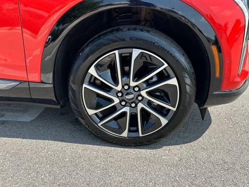 Certified 2025 Cadillac Optiq Sport 1 AWD/4WD image 15