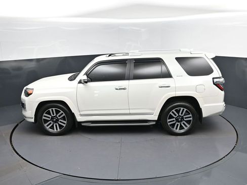 Used 2021 Toyota 4Runner Limited RWD image 32