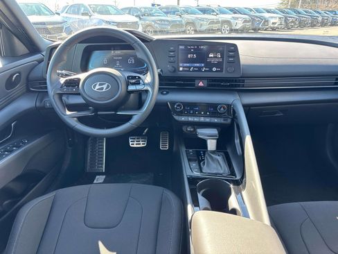 New 2026 Hyundai Elantra SEL Sport Premium image 7