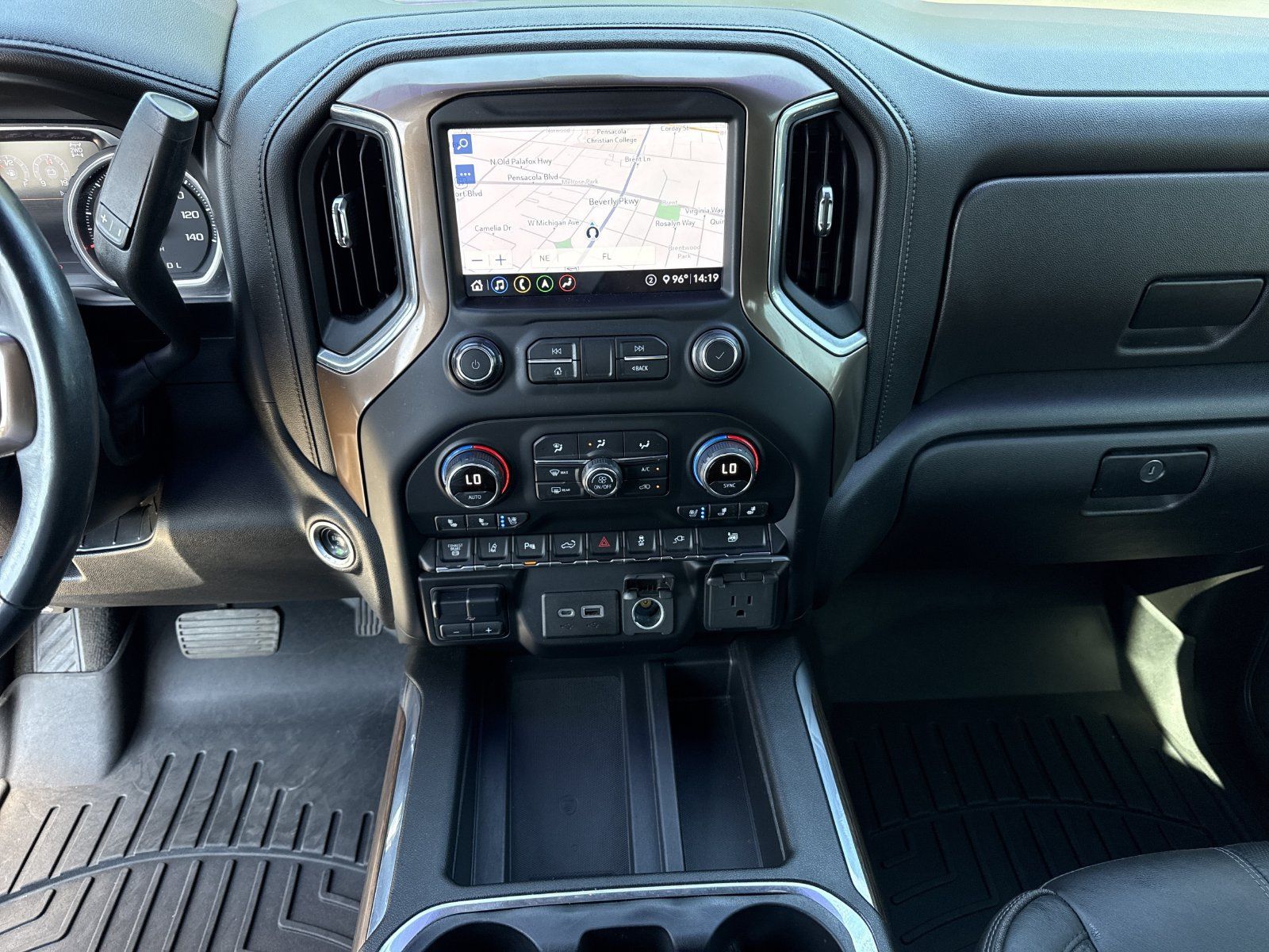 Used 2020 Chevrolet Silverado 3500 High Country w/ LPO, Hitch Package AWD/4WD image 37