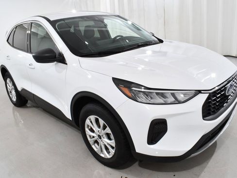 Used 2023 Ford Escape Active w/ Tech Pack #1 image 5