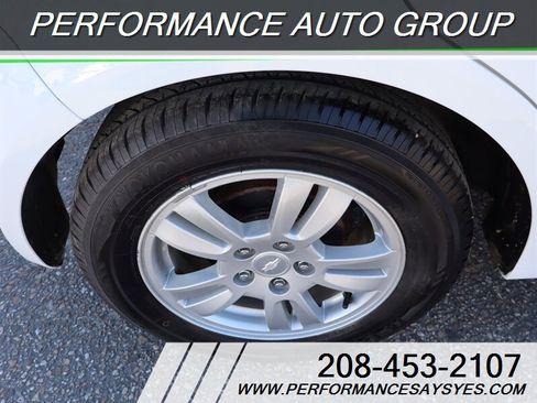 Used 2014 Chevrolet Sonic LT FWD image 23