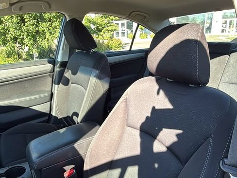 Used 2019 Subaru Legacy 2.5i Premium AWD/4WD image 20