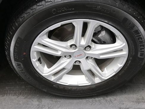 Used 2023 GMC Terrain SLE w/ Driver Convenience Package FWD image 31