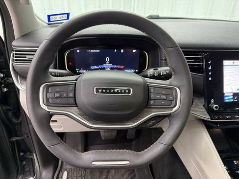 Used 2024 Jeep Wagoneer Series II w/ Convenience Group I AWD/4WD image 21