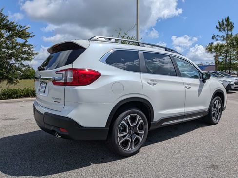Used 2026 Subaru Ascent Limited AWD/4WD image 4