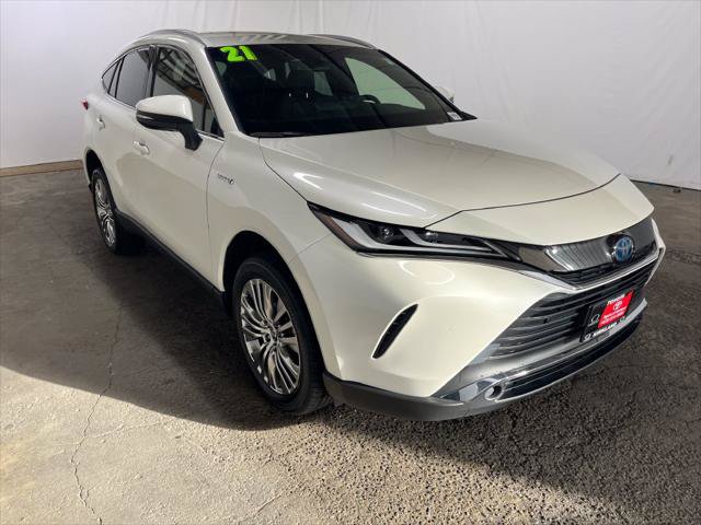 Certified 2021 Toyota Venza XLE AWD/4WD image 1