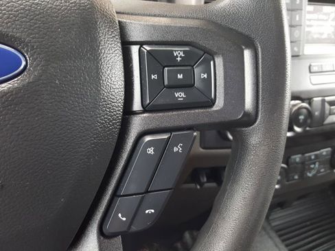 Used 2022 Ford F250 XL w/ Power Equipment Group AWD/4WD image 17