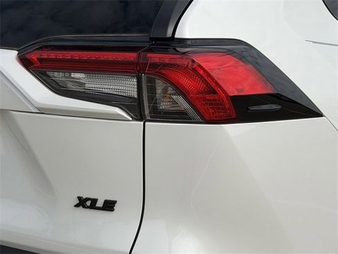 Used 2025 Toyota RAV4 XLE Premium image 7