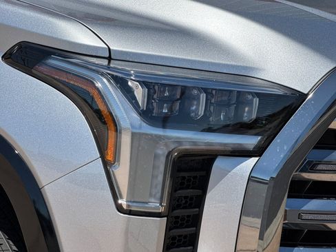 New 2026 Toyota Tundra Platinum AWD/4WD image 31