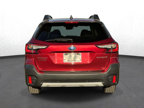 Used 2022 Subaru Outback Limited image 4