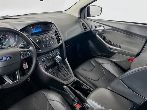 Used 2015 Ford Focus SE image 21