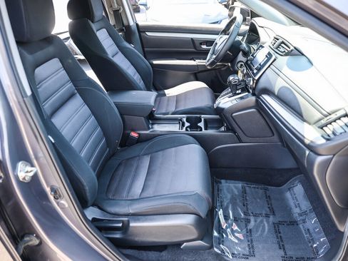 Used 2019 Honda CR-V LX image 7