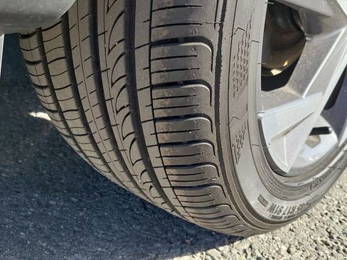 Used 2025 Hyundai Elantra Sport image 25