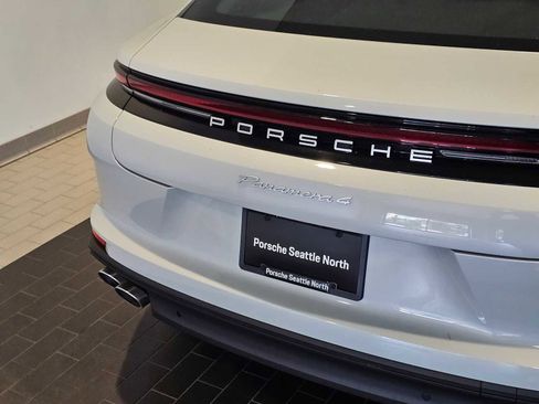 New 2025 Porsche Panamera 4 image 17