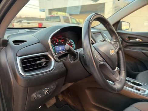 Used 2020 Chevrolet Equinox LT image 41