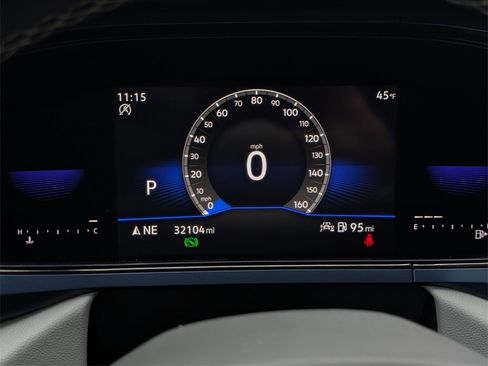 Used 2023 Volkswagen Taos SE w/ Panoramic Sunroof Package image 19