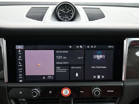New 2026 Porsche Macan image 17