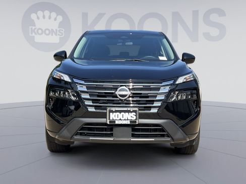 Used 2024 Nissan Rogue SV AWD/4WD image 11