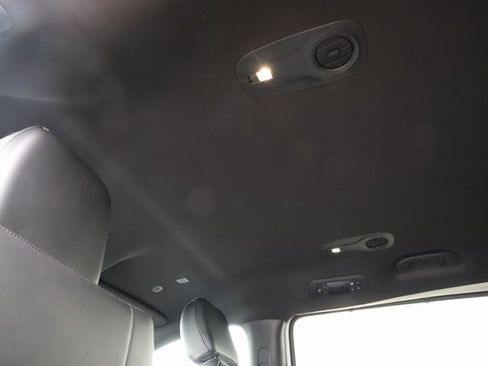 New 2026 Chrysler Pacifica Select image 23