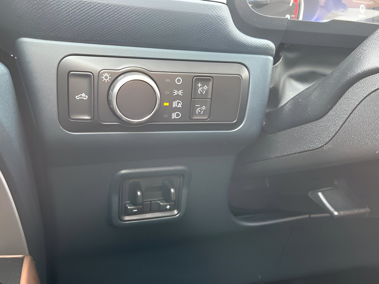 Used 2022 Ford Maverick Lariat w/ Lariat Luxury Package AWD/4WD image 14