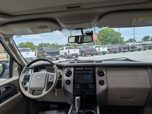 Used 2012 Ford Expedition EL Limited AWD/4WD image 19