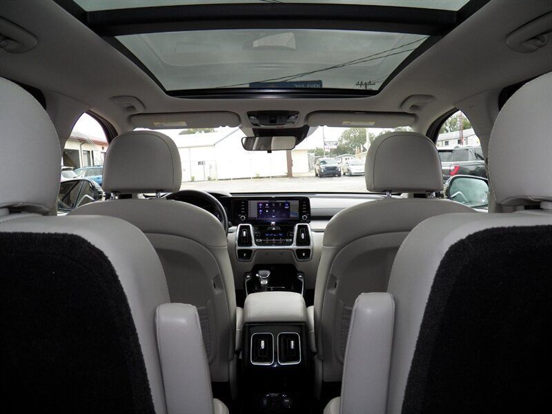 Used 2022 Kia Sorento SX AWD/4WD image 33