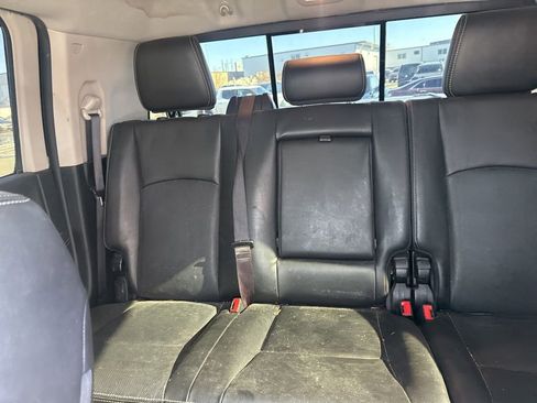 Used 2013 RAM 2500 Laramie w/ Protection Group image 15