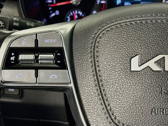 Used 2022 Kia Telluride EX w/ EX Premium Package FWD image 11
