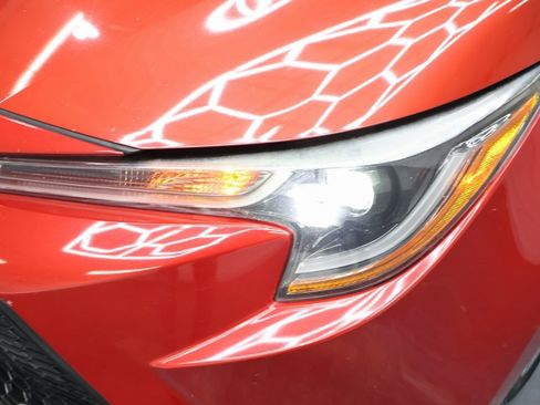 Used 2020 Toyota Corolla LE image 26