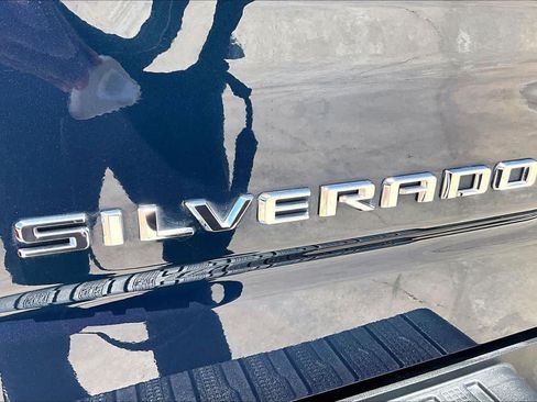 Used 2022 Chevrolet Silverado 1500 High Country w/ High Country Premium Package RWD image 31