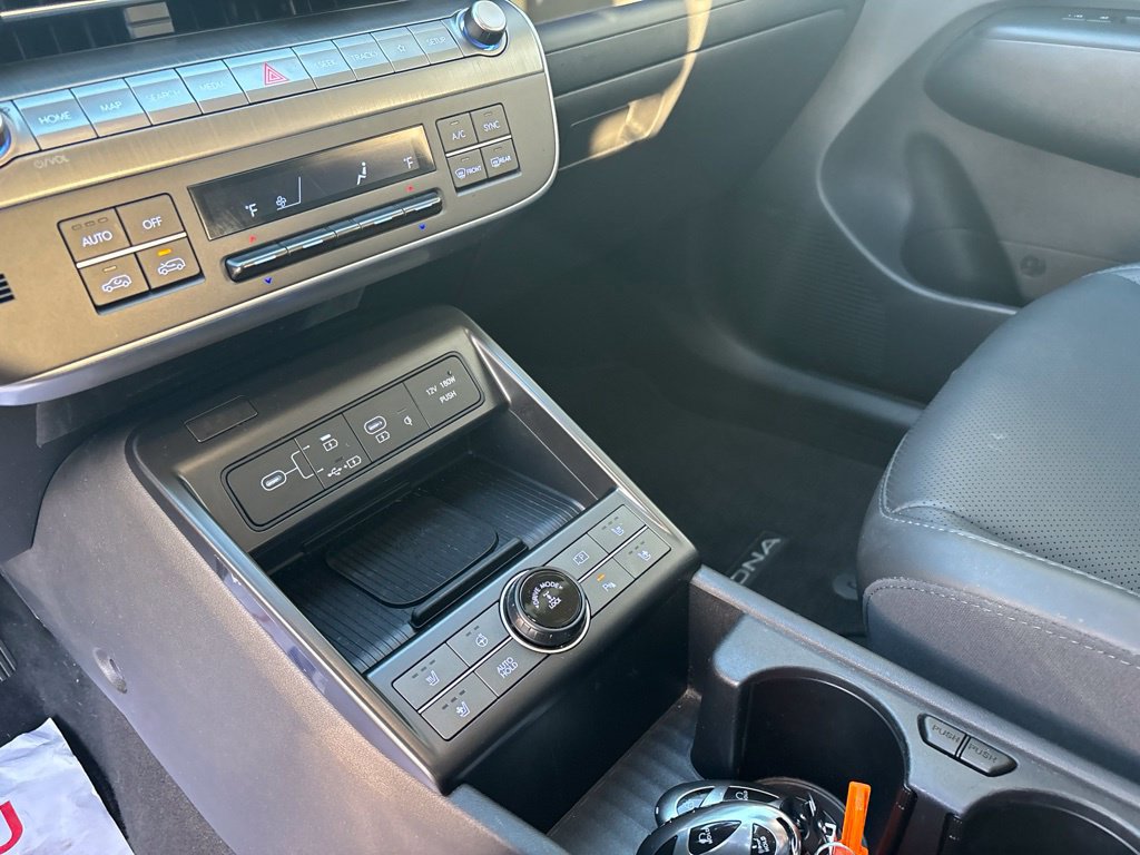 Used 2024 Hyundai Kona Limited AWD/4WD image 6