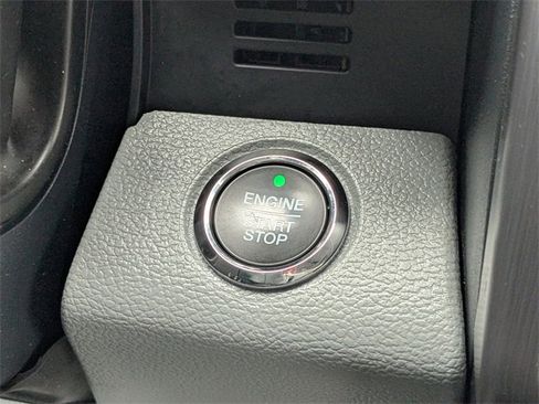 Used 2022 Ford F450 Limited w/ FX4 Off-Road Package image 28