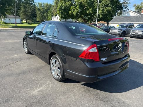 Used 2011 Ford Fusion SE FWD image 5