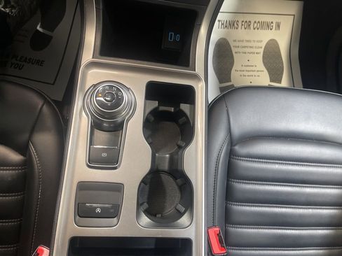 Used 2024 Ford Edge SEL image 27