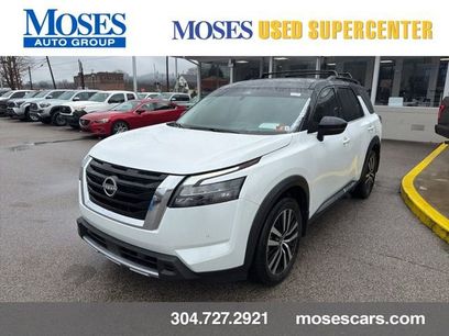 Certified 2025 Nissan Pathfinder Platinum